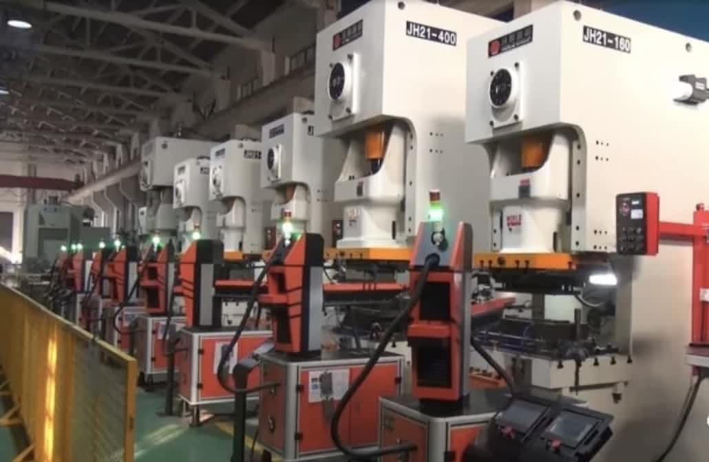 Pressione LINE com Rob&ocirc; de Transfer&ecirc;ncia