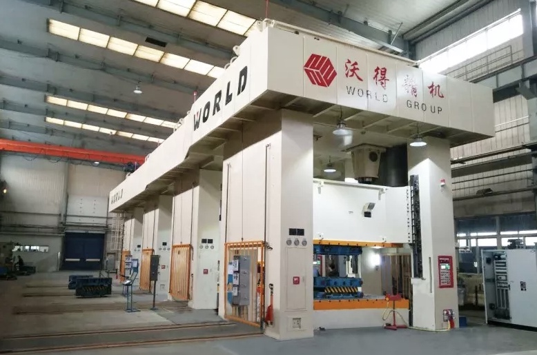 Imprensa de engrenagem exc&ecirc;ntrica para autope&ccedil;as